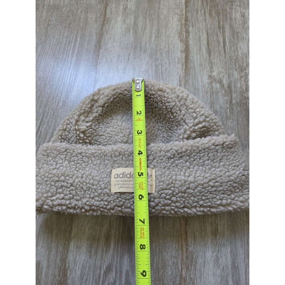 Adidas Originals Sherpa Fleece Beanie Beige Black Cuffed Warm Winter Hat OS EUC - Picture 4 of 7